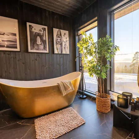 Luxurious Mountain شاليه *