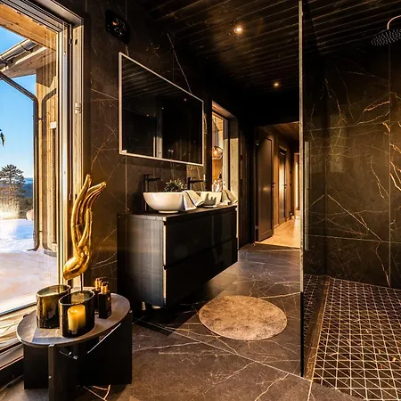 Luxurious Mountain شاليه