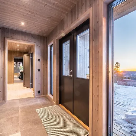 Luxurious Mountain Ljørdal